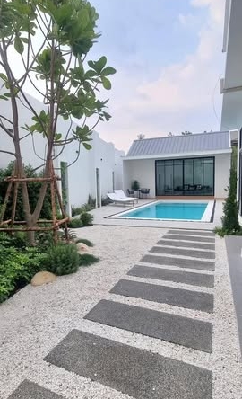 pool of Perfect Masterpiece Sukhumvit 77