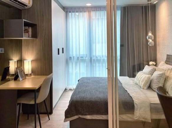 bedroom and room interior of Premio Quinto