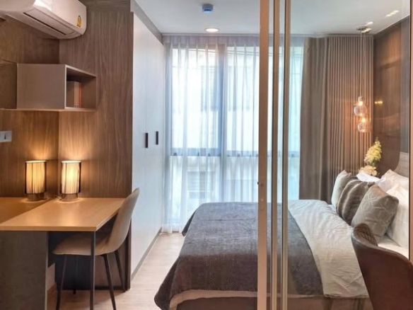 bedroom and room interior of Premio Quinto