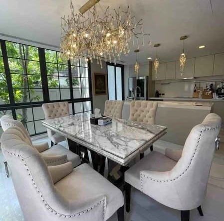 room interior of Quarter 31