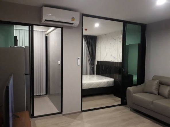 bedroom and room interior of REACH Phahon Yothin 52 (รีช พหลโยธิน 52)