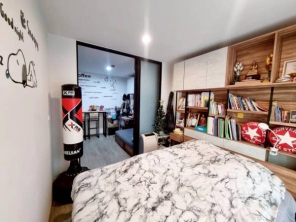 bedroom of Regent Home 97/1