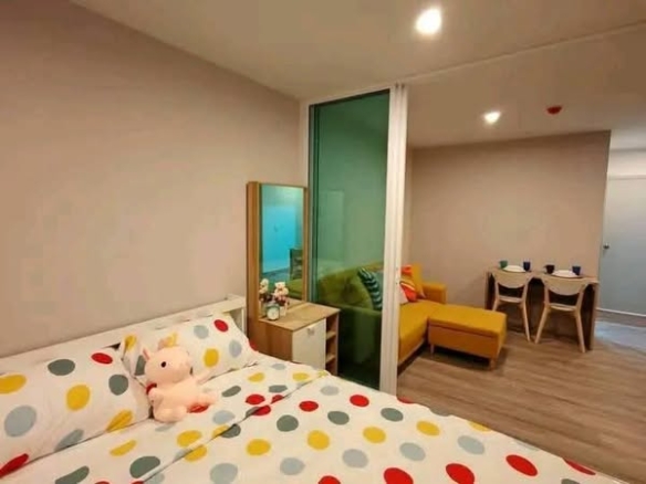 bedroom and room interior of Regent Home Bangna (รีเจ้นท์โฮม บางนา)