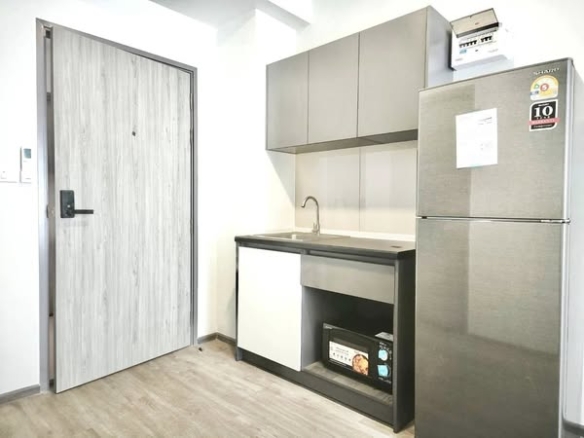 room interior of Rich Point @BTS Wutthakat