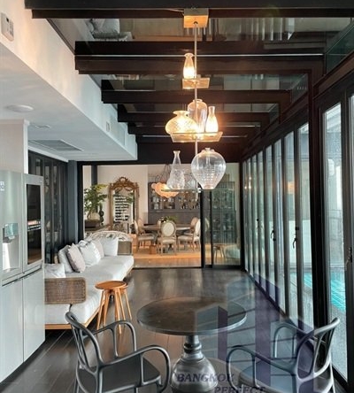 living room and room interior of Sathorn Vista, Bangkok - Marriott Executive Apartments