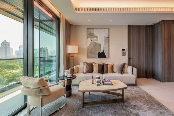 bedroom and living room of Sindhorn Tonson