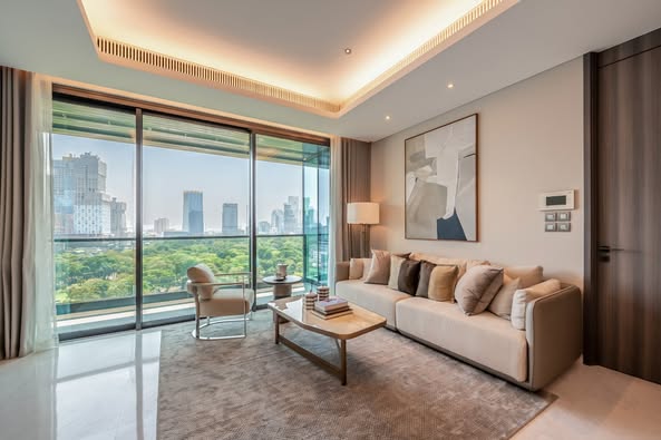 living room and bedroom of Sindhorn Tonson