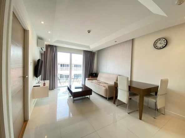 bedroom of Sunset Boulevard Residence 2