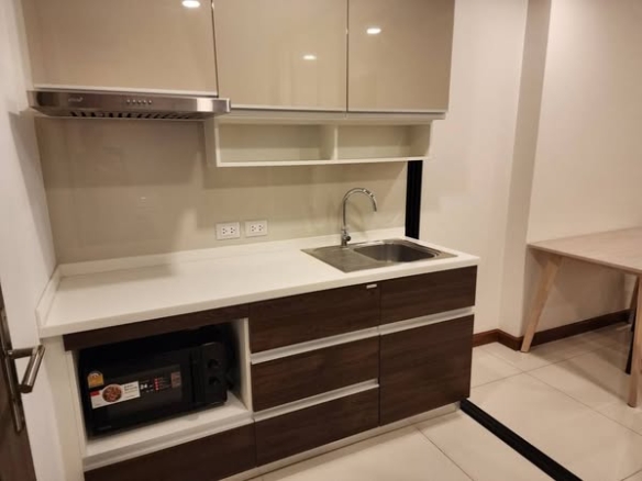 kitchen of Supalai Premier Charoen Nakhon