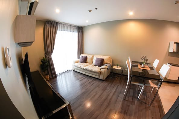 living room of THE BASE Park West – Sukhumvit 77