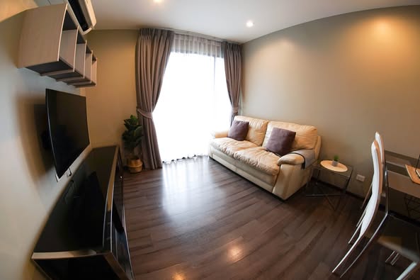 living room of THE BASE Park West – Sukhumvit 77