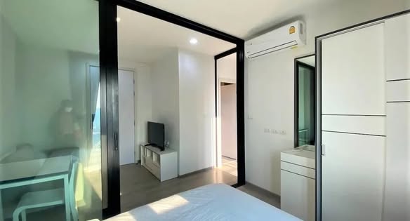 bedroom and room interior of THE BASE Phetkasem