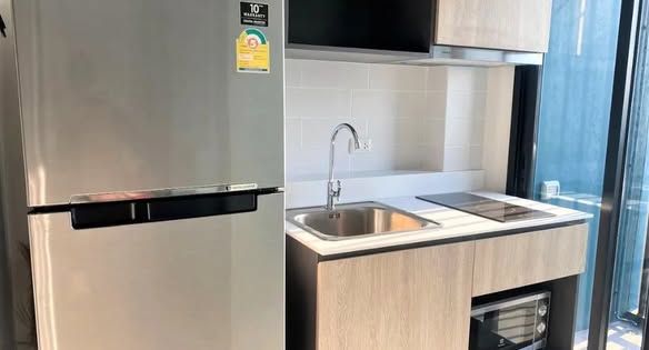 kitchen of THE BASE Phetkasem