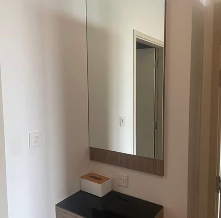 room interior and bathroom of The Gallery Bearing