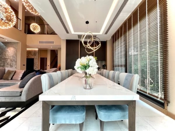 living room and room interior of เดอะ เจนทริ วิภาวดี (The Gentry Vibhavadi)