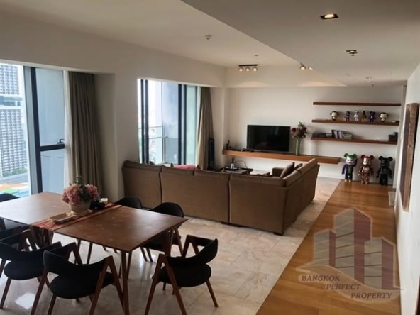 living room of The Met Condominium