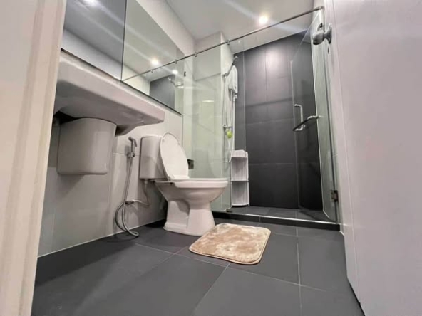bathroom of The Origin Ram 209 Interchange