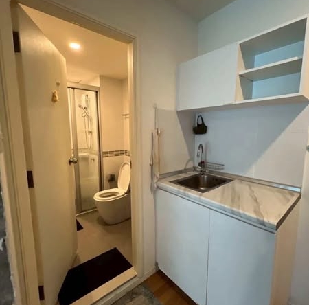 bathroom of The Selected Kaset-Ngamwongwan by LPN