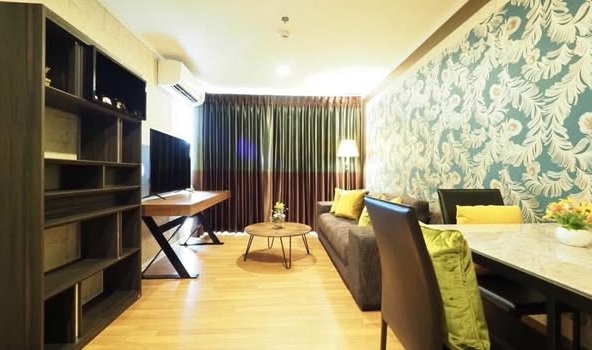 living room of The Selected Kaset-Ngamwongwan by LPN