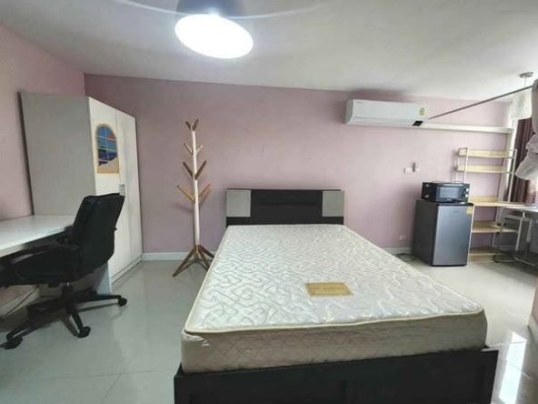 bedroom of 103 Condominium