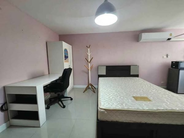 bedroom of 103 Condominium