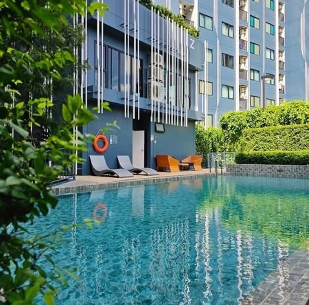 pool of ชีวาทัย ฮอลล์มาร์ค ลาดพร้าว – โชคชัย 4 (เฟส 2)