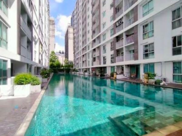 pool of A Space ID Asok-Ratchada
