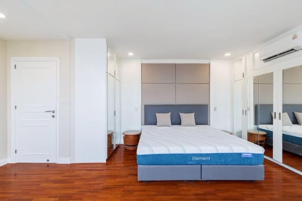 bedroom and room interior of agent post