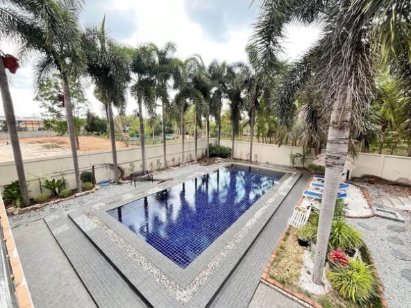 pool of พูลวิลล่ากรุงเทพ Airy Ville Bangkok