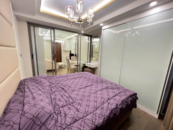 bedroom of Amaranta Residence
