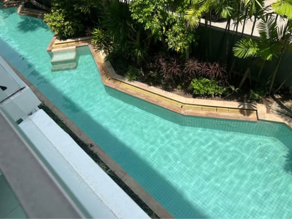 pool of Amazon Residence