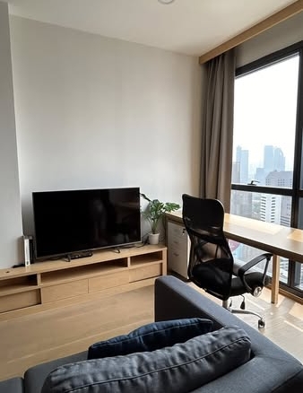 living room and bedroom of Ashton Chula-Silom