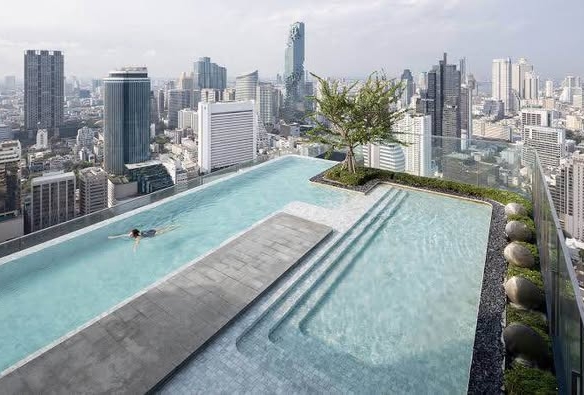 pool of Ashton Chula-Silom