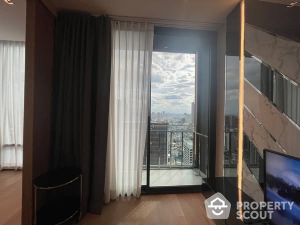 room interior of Ashton Silom