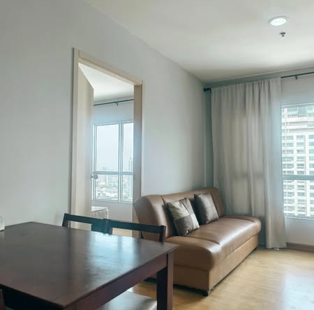 bedroom of Aspire Rama 4
