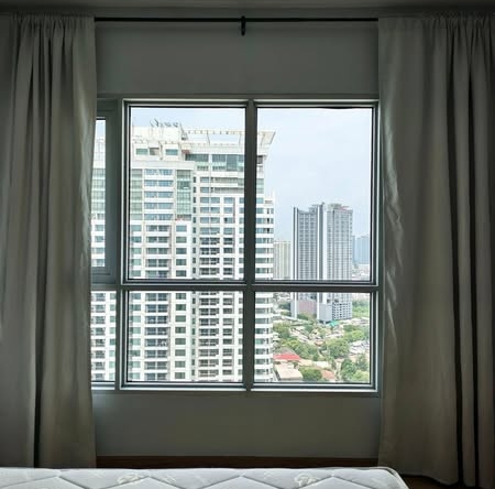 bedroom of Aspire Rama 4
