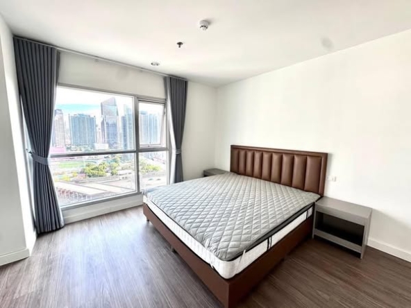 bedroom of Aspire Rama 9