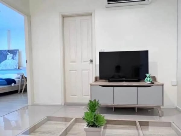 bedroom and room interior of Aspire Rama 9