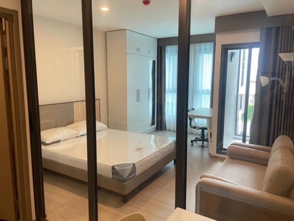 bedroom and room interior of Aspire Ratchayothin