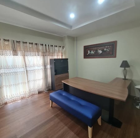 Baan Klang Muang Rama 9 Soi 43