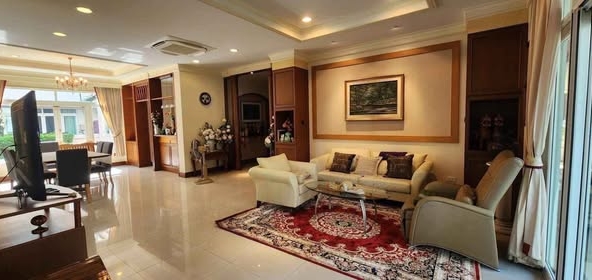 living room of บ้านแสนสิริ พัฒนาการ : Baan Sansiri Pattanakarn