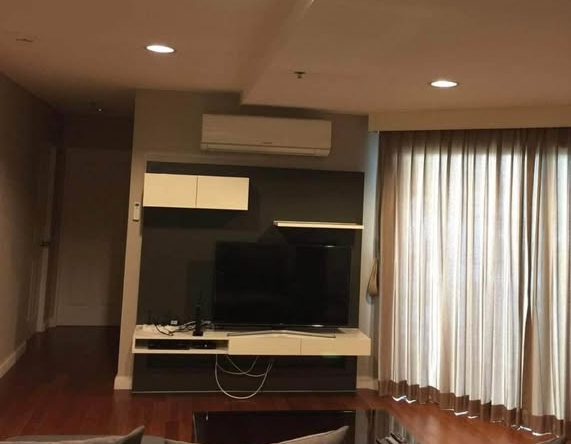 Belle Grand Rama 9