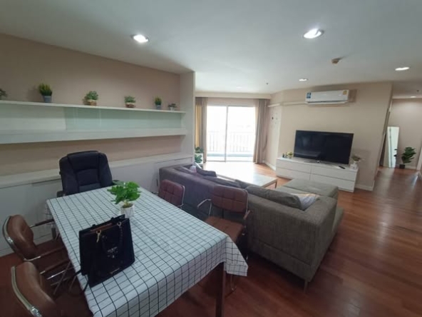 living room of Belle Grand Rama 9