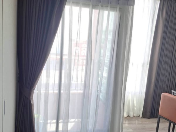 Brown Condo Phahol 67