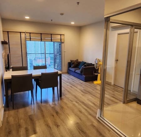 living room and room interior of Centric Sathon-St Louis