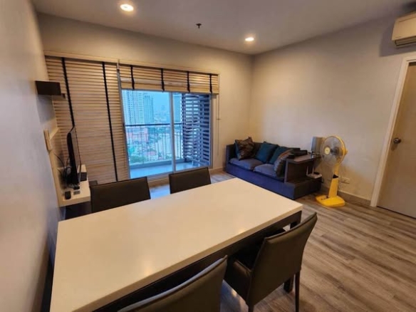 living room and room interior of Centric Sathon-St Louis