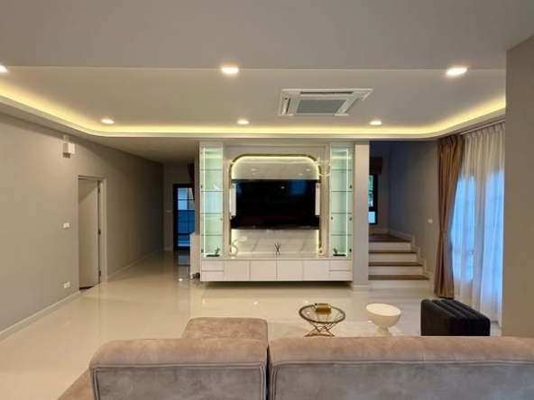 living room of Centro Bangna