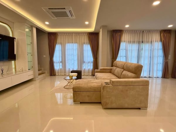 living room of Centro Bangna