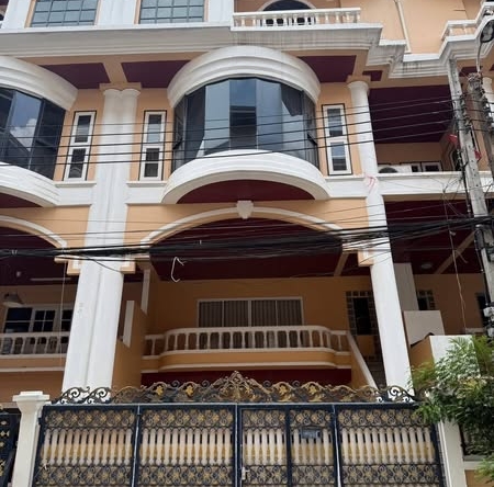 CHAPTER THONGLOR 25