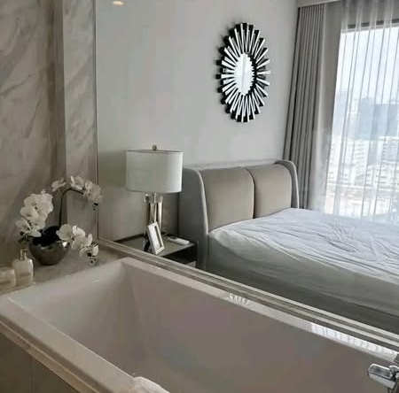 bedroom and bathroom of Coco Parc